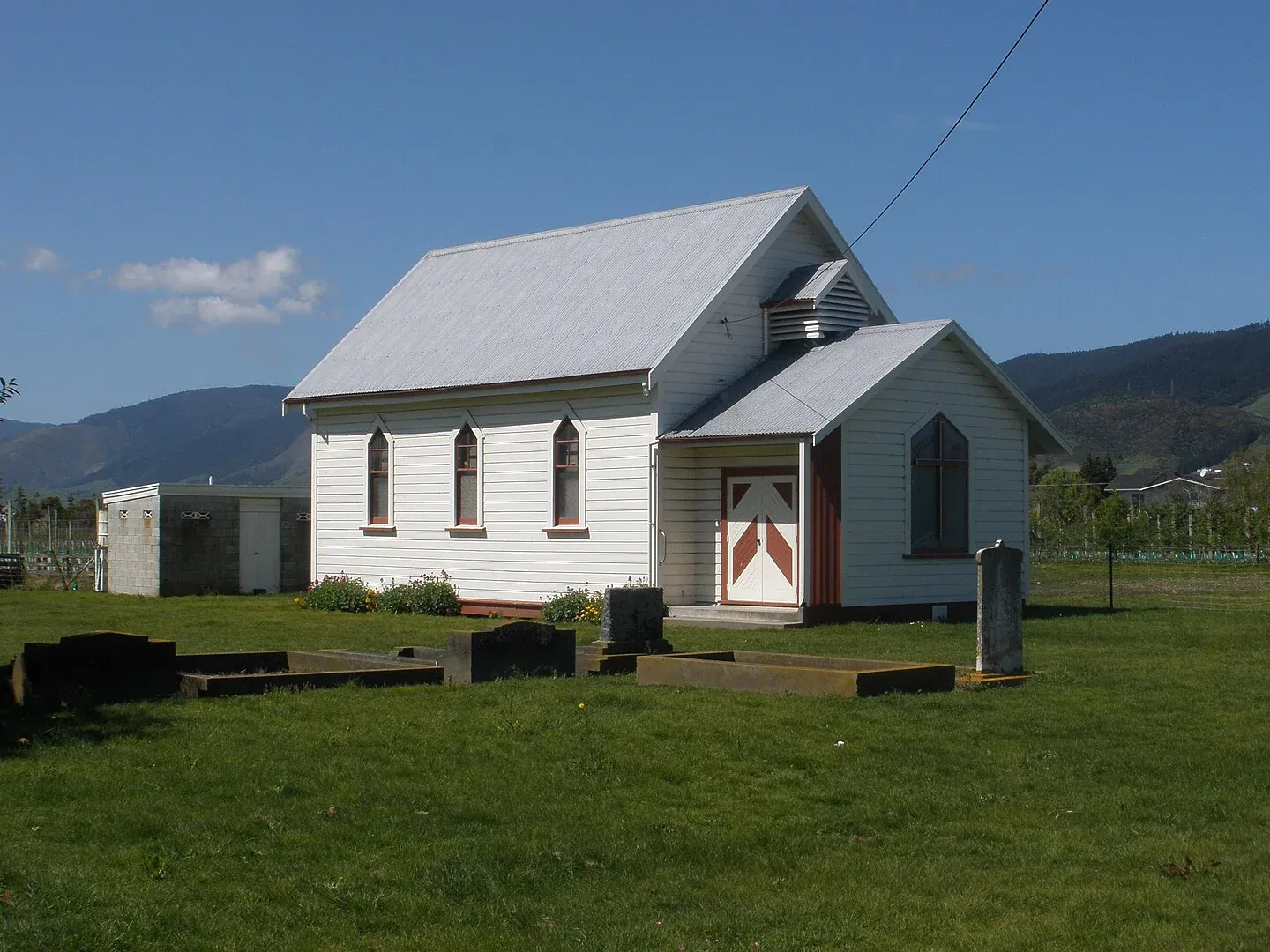 Hope church - Nelson town with local businesses supporting agriculture and rural tourism.