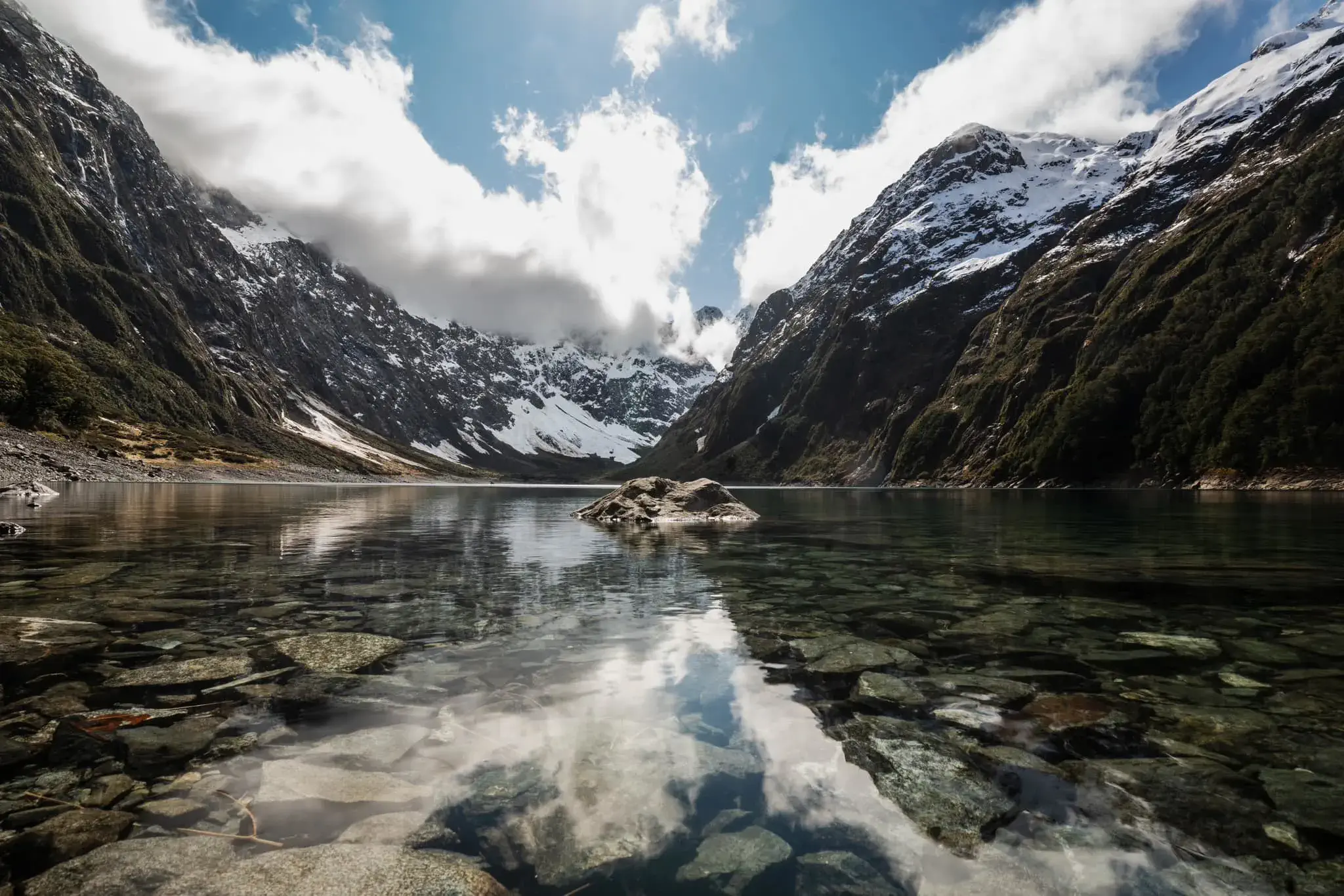 New Zealand mountains near Milford Sound